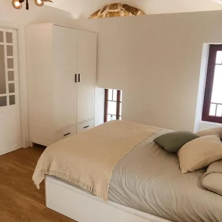 Casita Con Jardin En Sada
