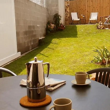 Casita Con Jardin En Sada *