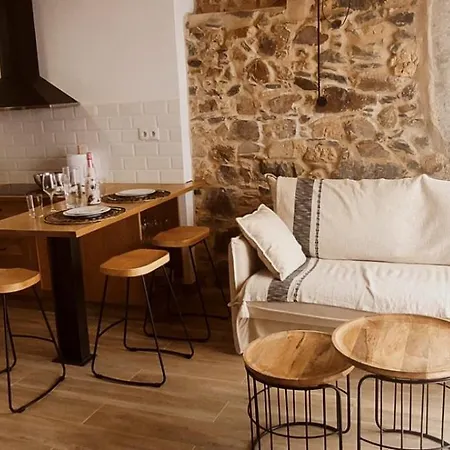 Casita Con Jardin En Sada * Carnoedo