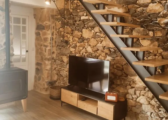 Casita Con Jardin En Sada Carnoedo